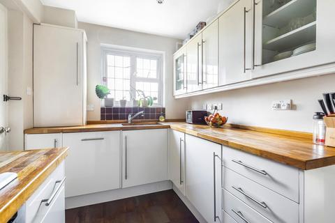 36 Imber Close, Esher, KT10 8ED
