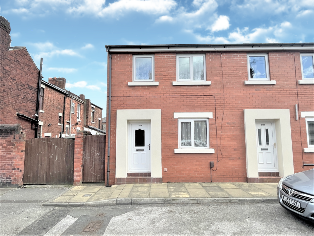 Emmanuel Street Preston Pr1 3 Bed Terraced House £845 Pcm £195 Pw