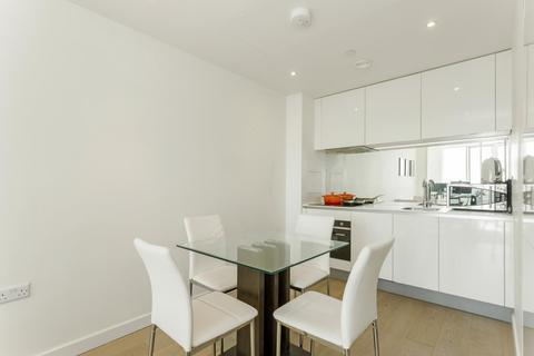 1 bedroom apartment to rent, Sky Gardens, Nine Elms, London, SW8