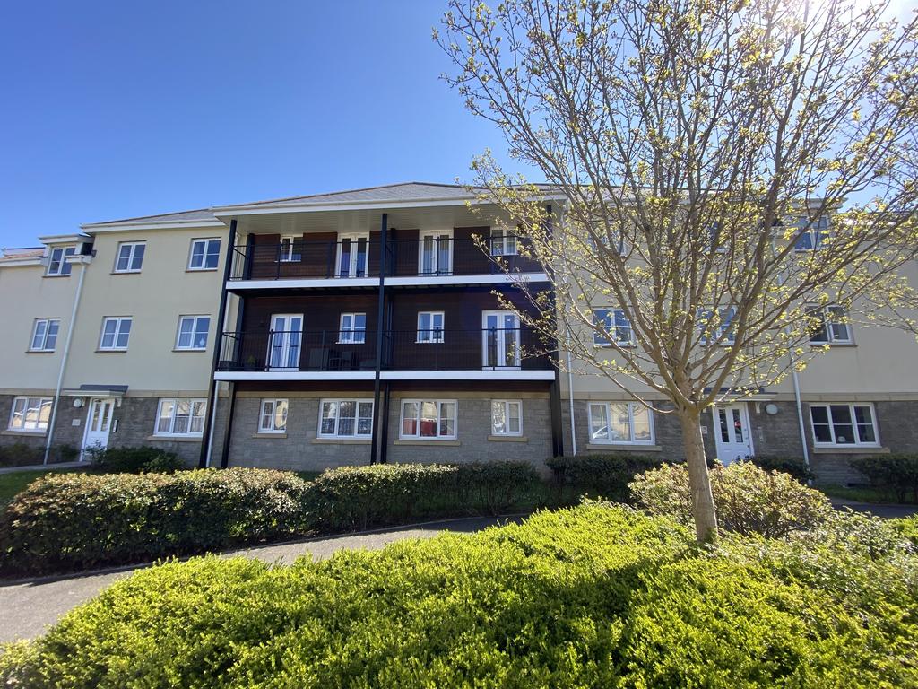 Watkins Way, Bideford, EX39 4FN 2 bed apartment £695 pcm (£160 pw)
