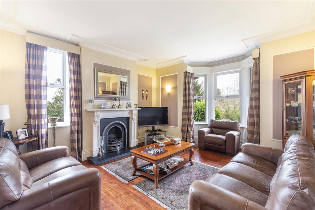 Formal Lounge