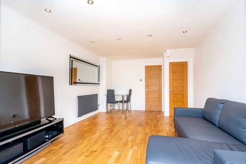 8 Bencroft Road, Hemel Hempstead, HP2 5UY