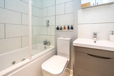 8 Bencroft Road, Hemel Hempstead, HP2 5UY