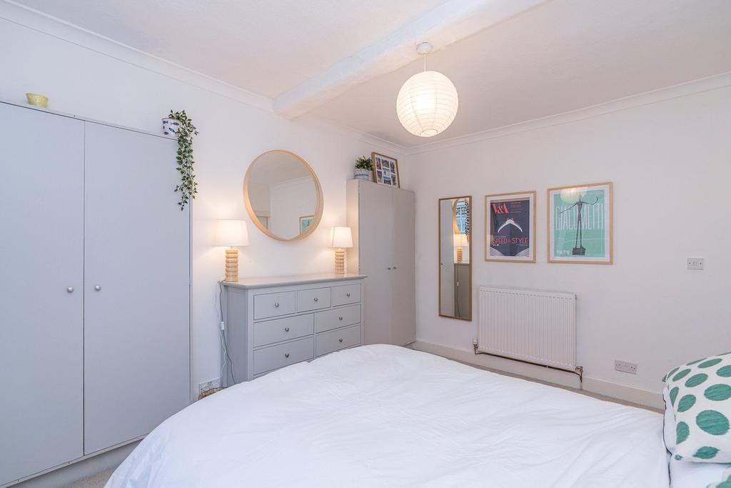 Bedroom 1 Alt