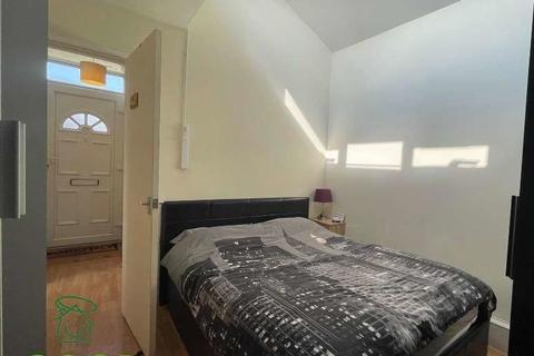 Flat 1, Pondfield House Elder Road, West Norwood, London, SE27 0HF