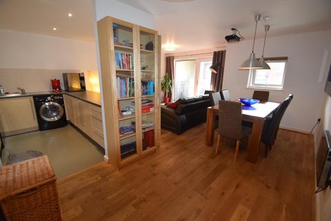 2 bedroom flat to rent - 292 Stretford Road, Hulme, Manchester M15 5TN