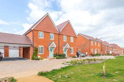 39 Badgers Drive, Wantage, OX12 9WJ