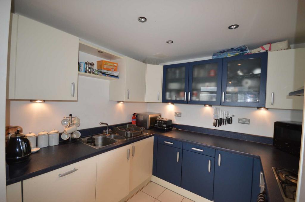 Apartment in London - View 5