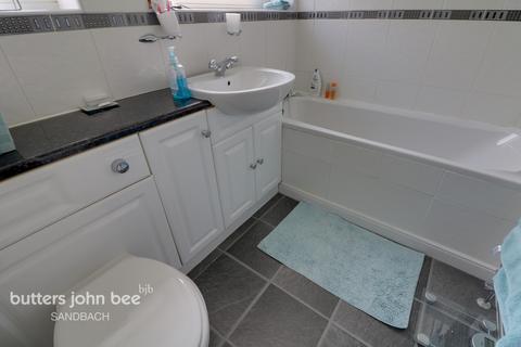 32 Bailey Crescent, Sandbach, CW11 2LA