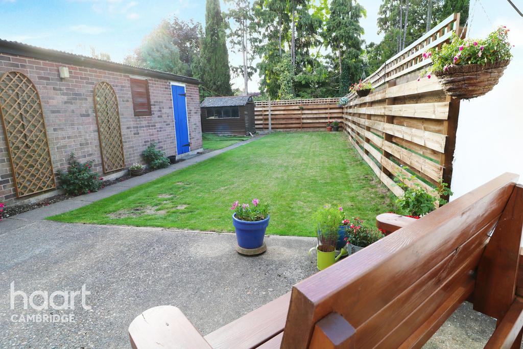 Coles Road, Cambridge 3 bed semidetached house £350,000