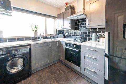 30 Dunham Street, Lees, Oldham, OL4 3NH