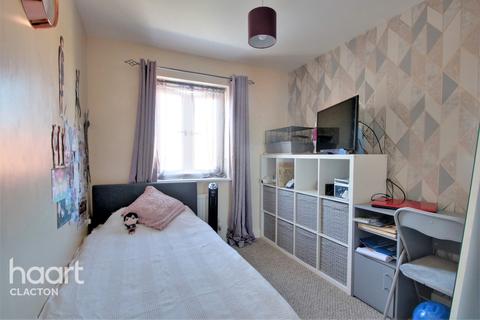 5 Cleave Close, Clacton-on-sea, CO16 8GQ