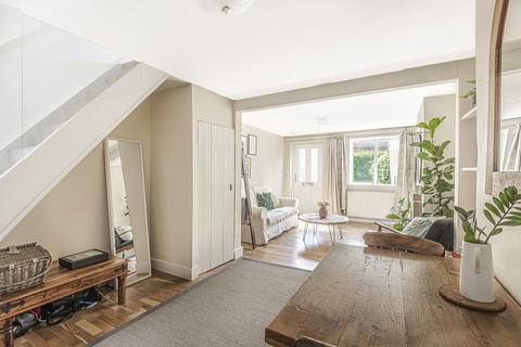 11 Hyde Close, Winchester, SO23 7DT