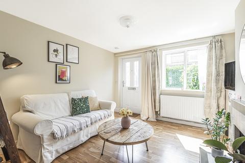 11 Hyde Close, Winchester, SO23 7DT