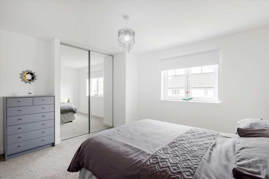 Bedroom One (2)