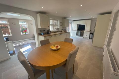 5 Curlbrook Close, Wootton, Northampton, NN4 6BS