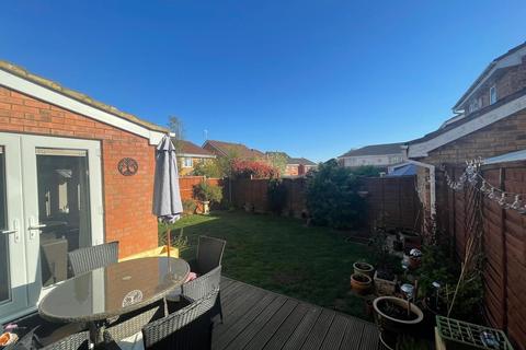 5 Curlbrook Close, Wootton, Northampton, NN4 6BS