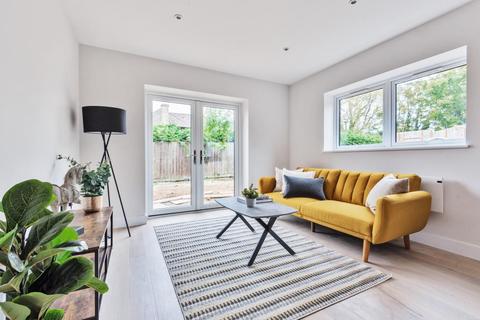 2 bedroom flat for sale - Flat 1,  The Orchards,  Botley,  Oxford,  OX2