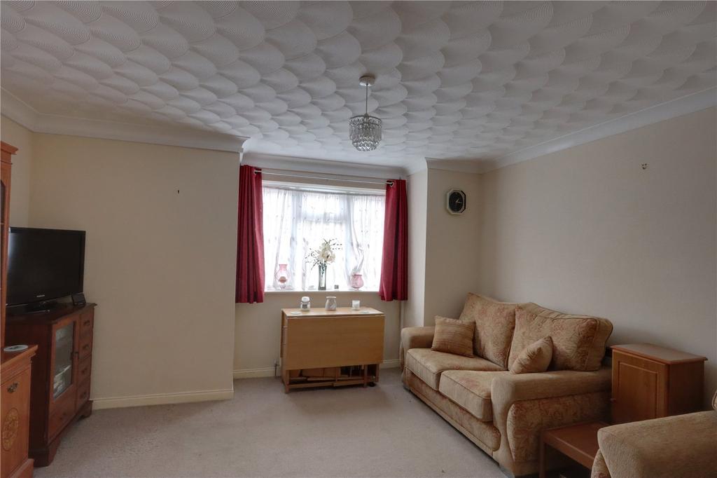 Elston Road, Aldershot, GU12 2 bed apartment £190,000