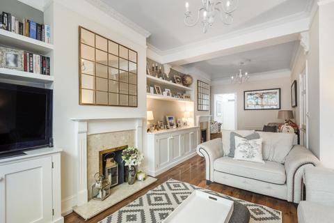 12 Atheldene Road, London, SW18 3BW