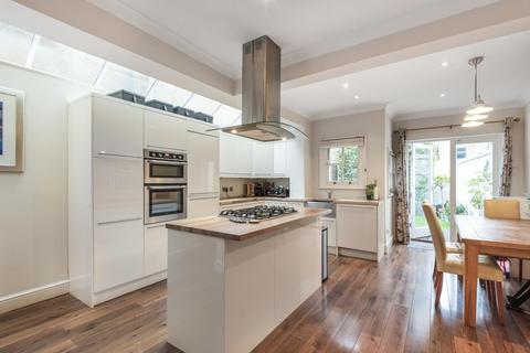 12 Atheldene Road, London, SW18 3BW