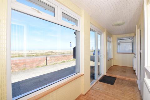104 Coast Drive, Lydd On Sea, Romney Marsh, TN29 9NW