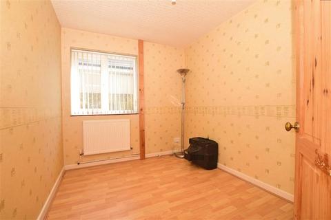104 Coast Drive, Lydd On Sea, Romney Marsh, TN29 9NW