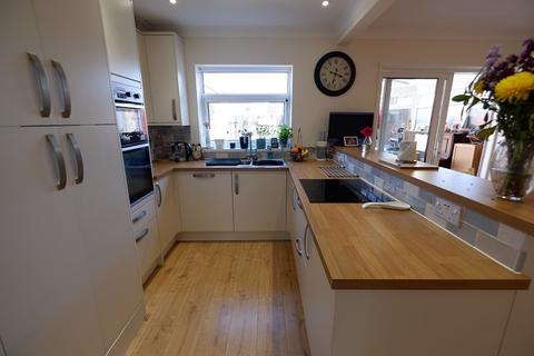 14 Caer Pwll, Dinas Powys, CF64 4UJ