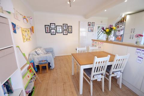 14 Caer Pwll, Dinas Powys, CF64 4UJ