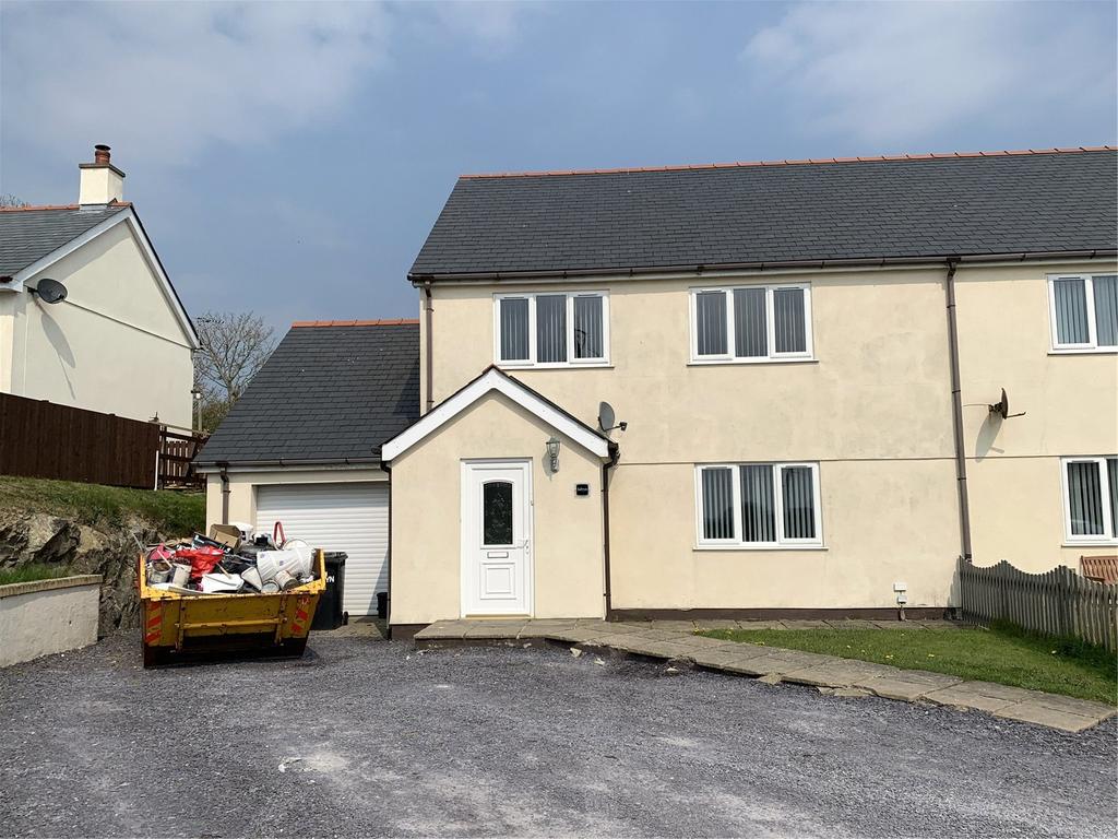 Tyn Lon, Holyhead, Ynys Mon, LL65 3 bed semidetached house £229,950