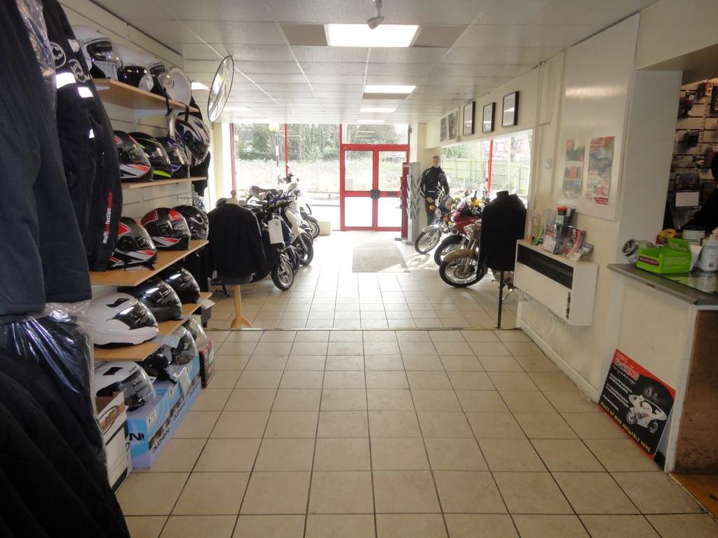 365   367 stockfield road   retail and workshop