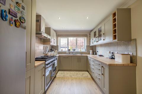 139 Tithe Barn Drive, Maidenhead, SL6 2DD