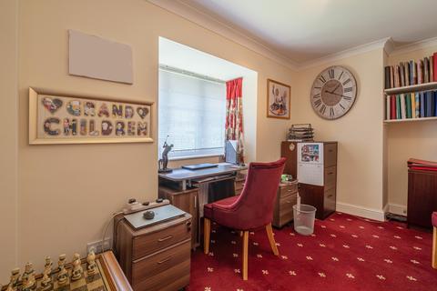 139 Tithe Barn Drive, Maidenhead, SL6 2DD