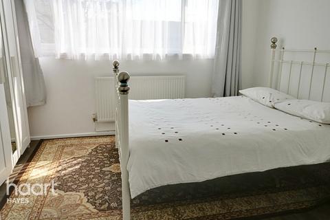 125 Charnwood Road, Uxbridge, UB10 0JA
