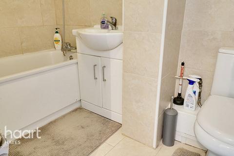 125 Charnwood Road, Uxbridge, UB10 0JA