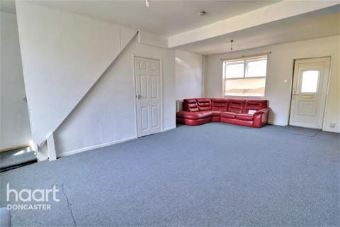 58 Princes Crescent, Edlington, Doncaster, DN12 1BB