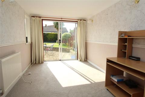10 Ashwood Way, Hucclecote, Gloucester, GL3 3JE