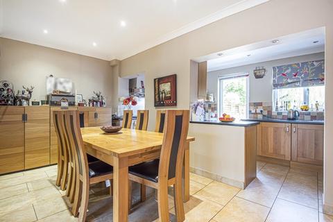 9 Bramdean Crescent, London, SE12 0NU