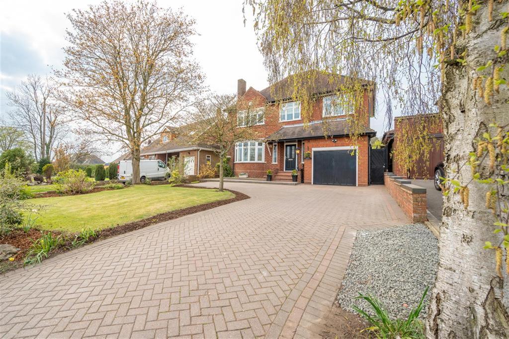 Catholic Lane, Sedgley, DY3 4 bed detached house £499,950