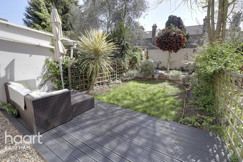 33 Marlow Road, London, E6 3QG
