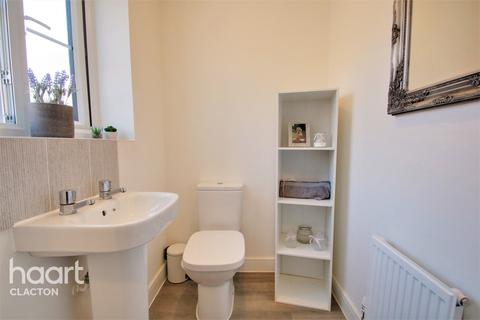 31 Arthur Ransome Way, Walton On The Naze, CO14 8FB