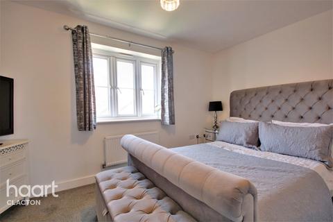 31 Arthur Ransome Way, Walton On The Naze, CO14 8FB