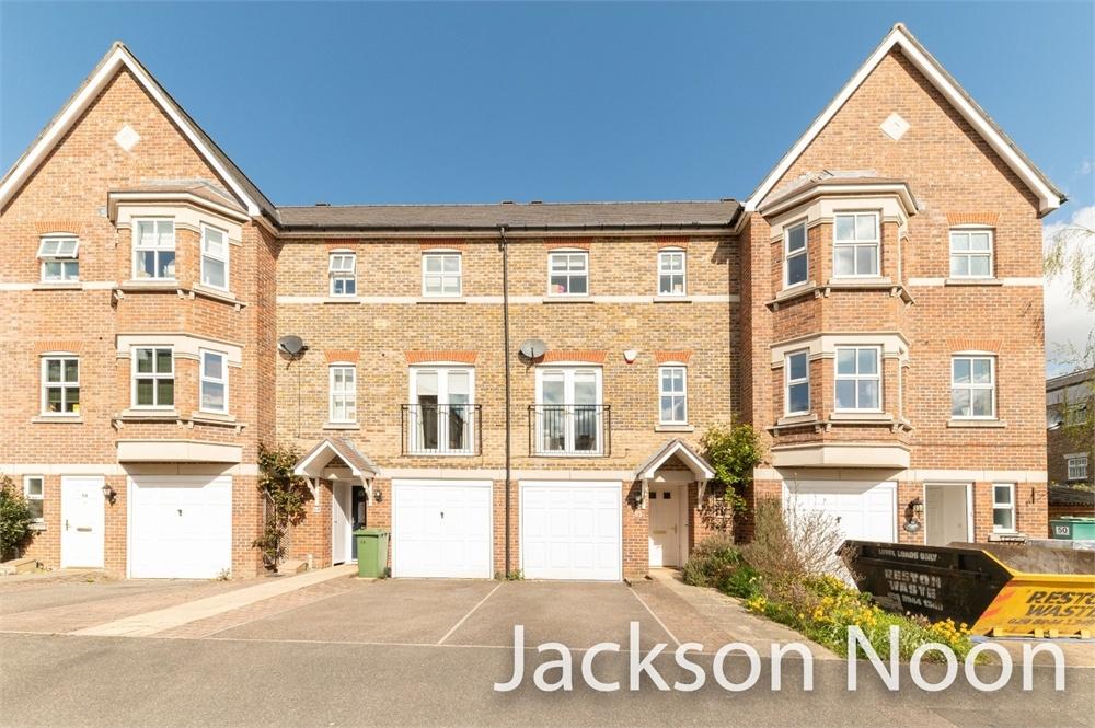Horton Crescent, Epsom 4 bed terraced house £600,000
