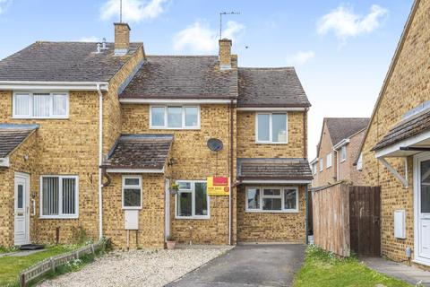 48 Eton Close, Witney, OX28 3GA