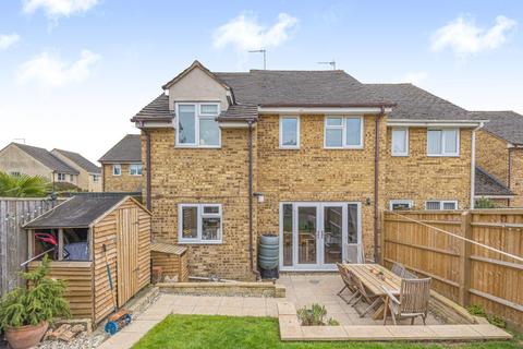48 Eton Close, Witney, OX28 3GA