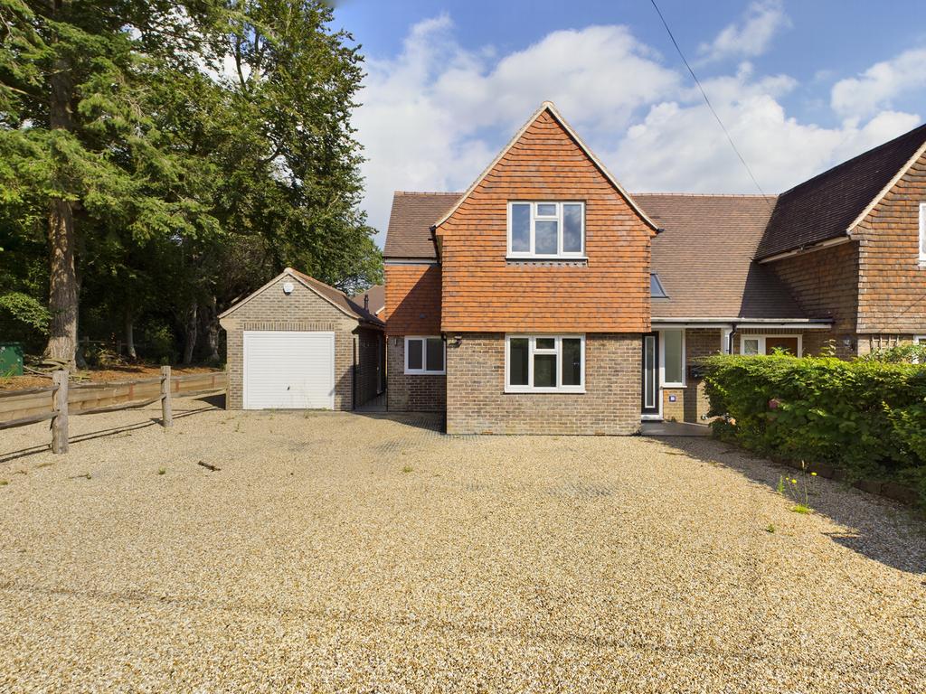College Road, Ardingly, RH17 4 bed house £715,000