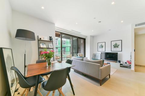 1 bedroom apartment for sale, Legacy Building, Embassy Gardens, Nine Elms, SW11