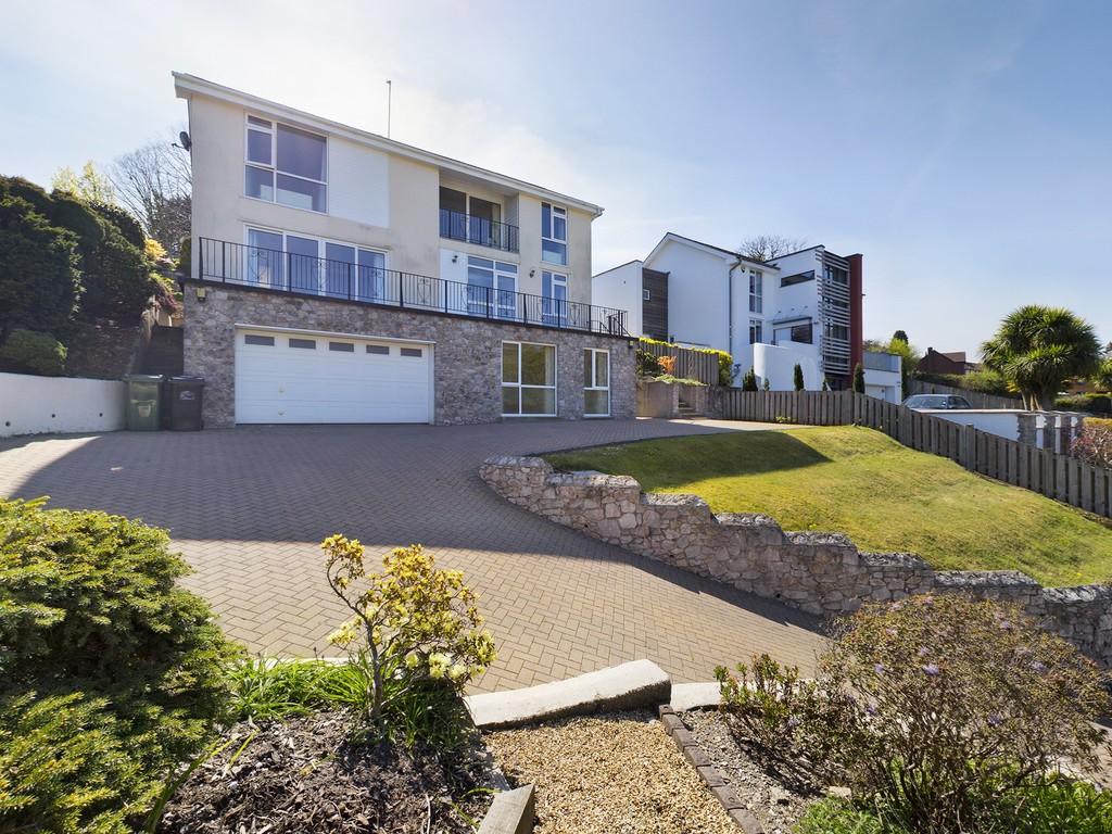 Pitt Hill Road, Newton Abbot 4 bed detached house £600,000