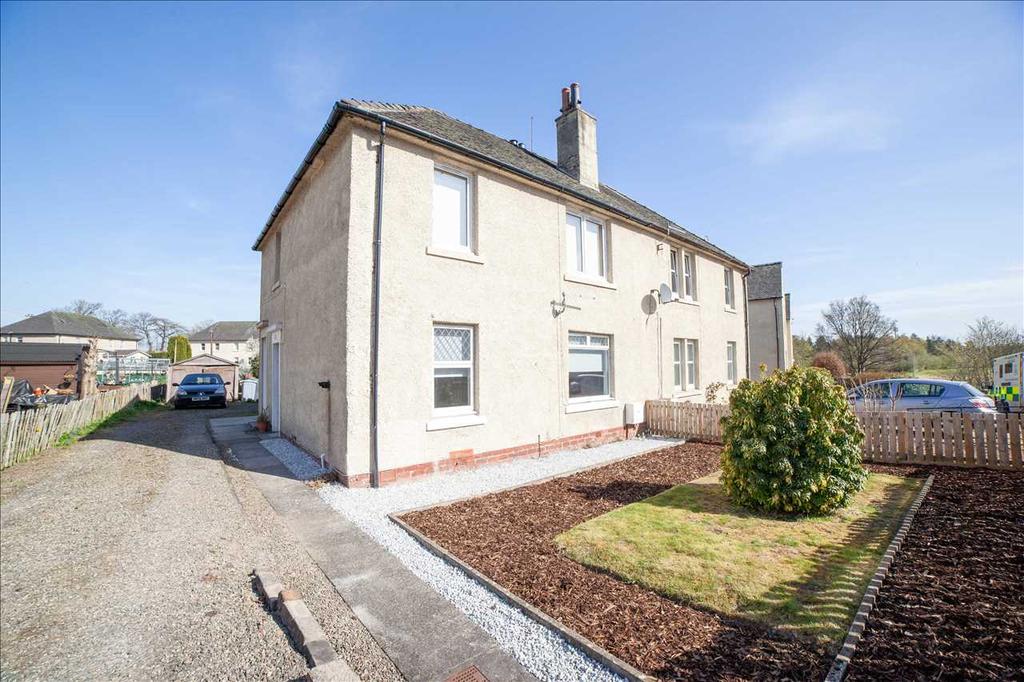 Cameron Crescent, Hamilton 1 bed apartment £495 pcm (£114 pw)
