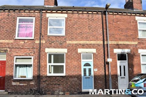 2 bedroom terraced house to rent, Armitage Street, West Yorkshire WF10